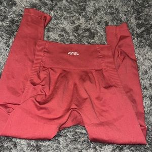 NEW AYBL SALMON COLORED LEGGINGS!!!!! Worn twice and super comfy!!!!